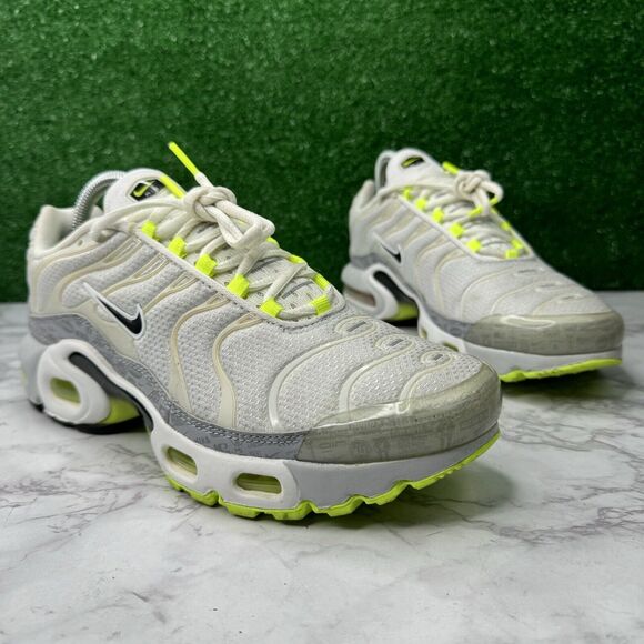 Nike Air Max Plus GS Reflective Logo‎ White Volt Shoes 7Y Women's 8.5 Sneakers - Picture 3 of 10